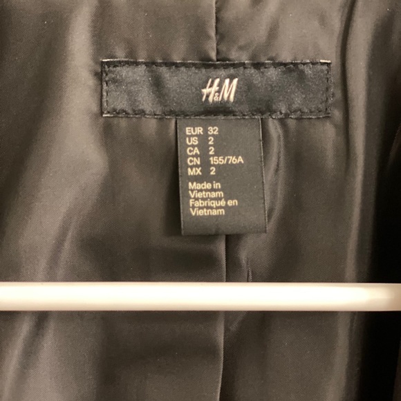 Unworn Blazer - Size 2 - Picture 2 of 3